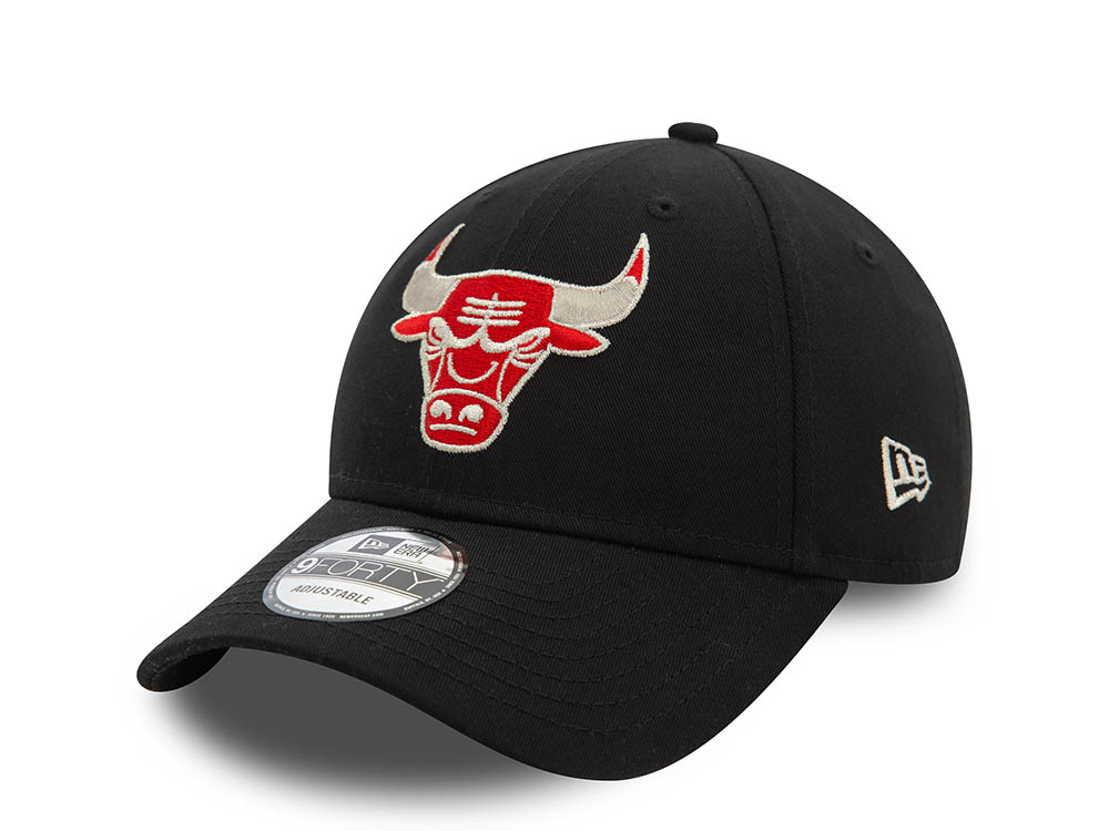 New Era Chicago Bulls Black Metallic 9Forty Strapback Cap