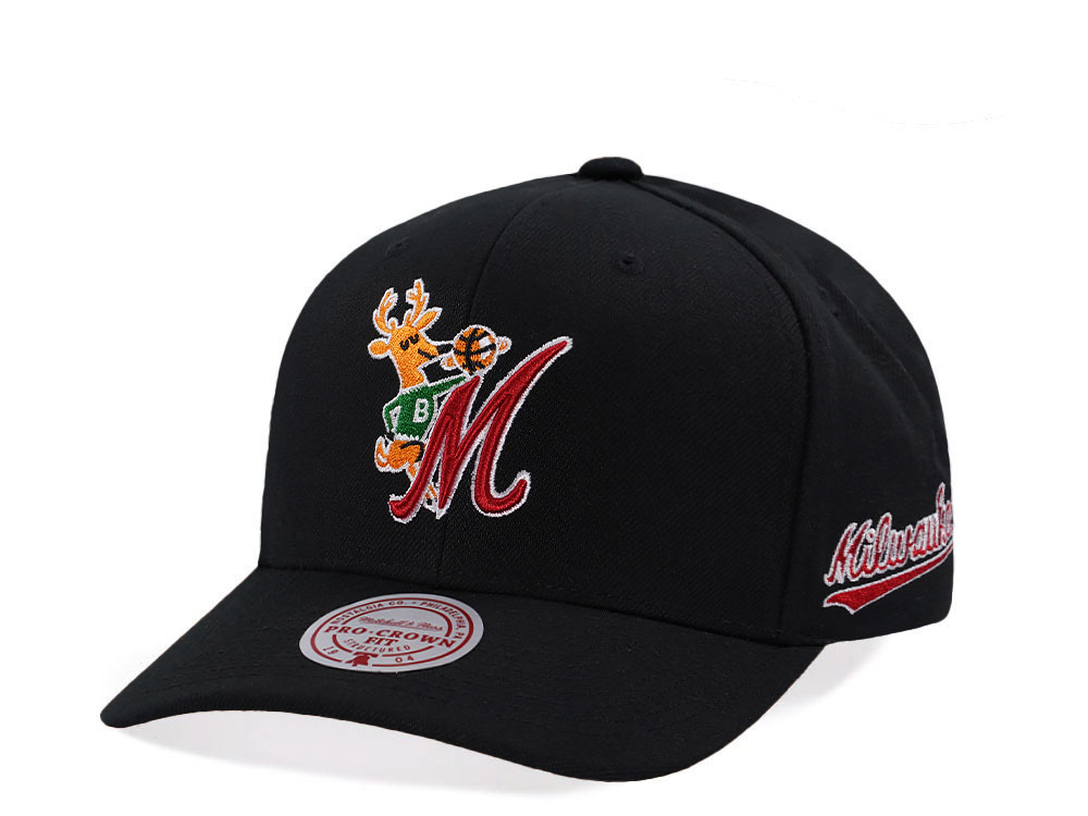 Mitchell & Ness Milwaukee Bucks Hardwood Classic Pro Crown Fit Black Snapback Cap