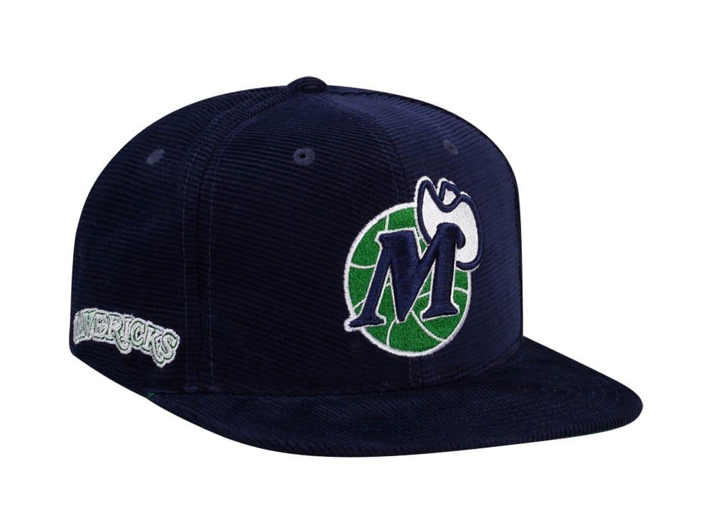 Mitchell & Ness Dallas Mavericks Black Cord Hardwood Classic Snapback Cap